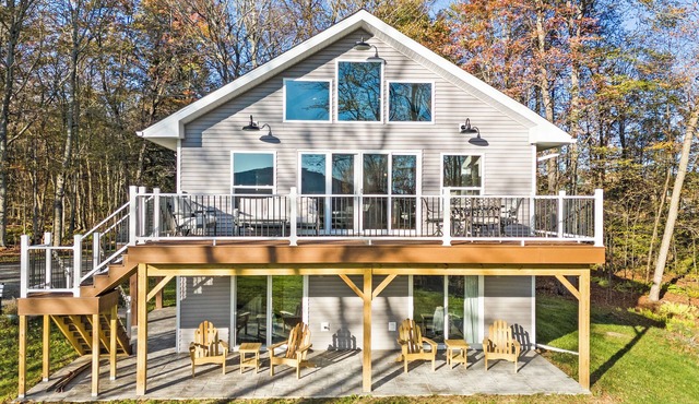 BRAND NEW HOME! Gorgeous Elk Mt. Views-Just 2 miles from the slopes!