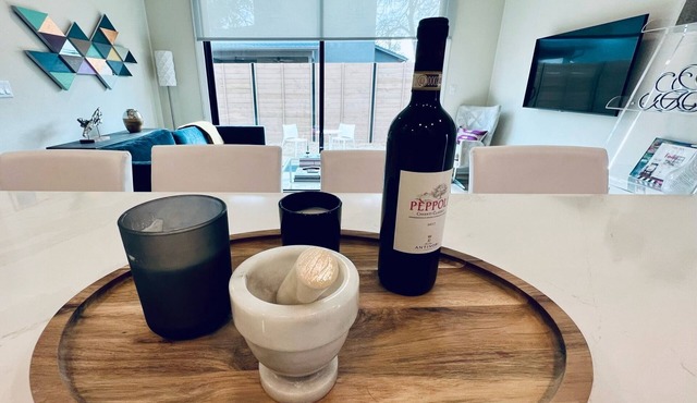 Brand new home in ideal location to explore Austin
