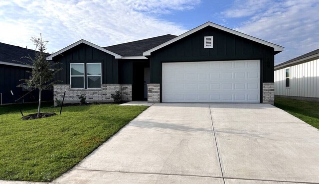 Brand New Home in Jarrell
