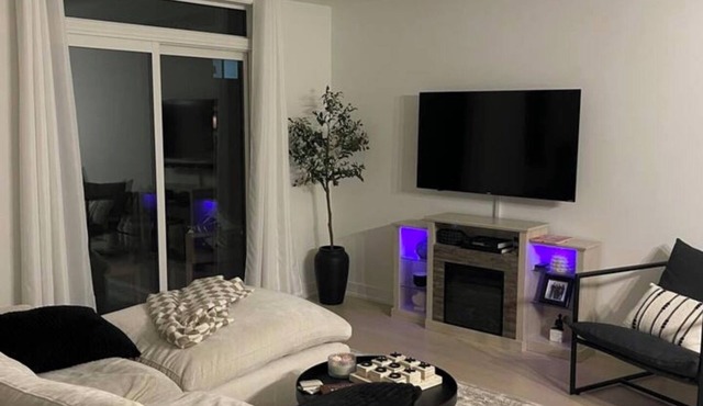 Brand new home , stylish and comfy !