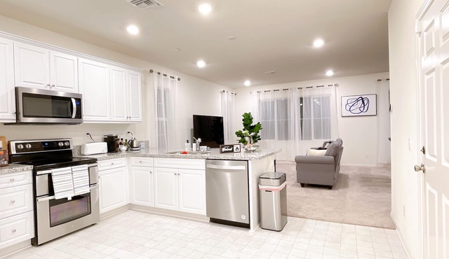 Brand new house great for Large or multi Families
