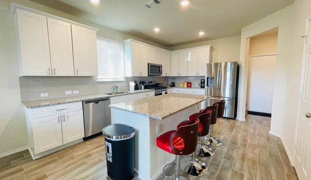 Brand New House in Manor