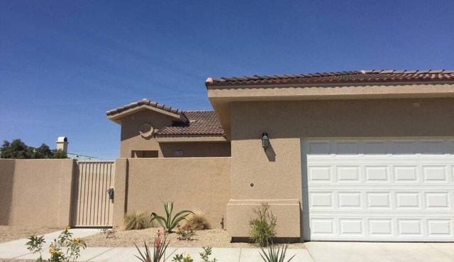 Brand new house with new pool near Palm Springs