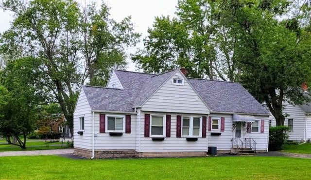 Brand new house with private bath in each room
