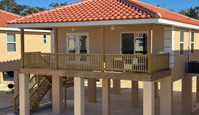 Brand new -Jan 2025- 2 BR, 2 BA villa in TradeWinds, Homosassa