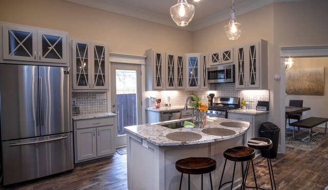 Brand NEW Large Impressive House Near Downtown!