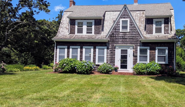 BRAND NEW LISTING! 5BD Home-A/C, Sunroom, Patio, Access to Association Beach