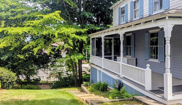 BRAND NEW LISTING -5 BD HOME-WRAPAROUND DECK & SCREENED PORCH, 0.2 MILE TO MEGANSETT BEACH