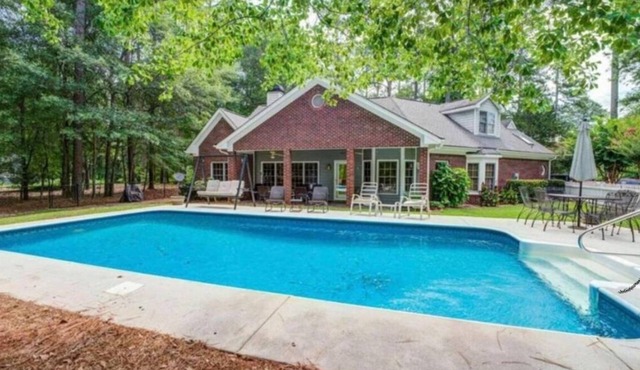 Brand New Listing-Pvt Pool Retreat-FIFA-Stone Mtn