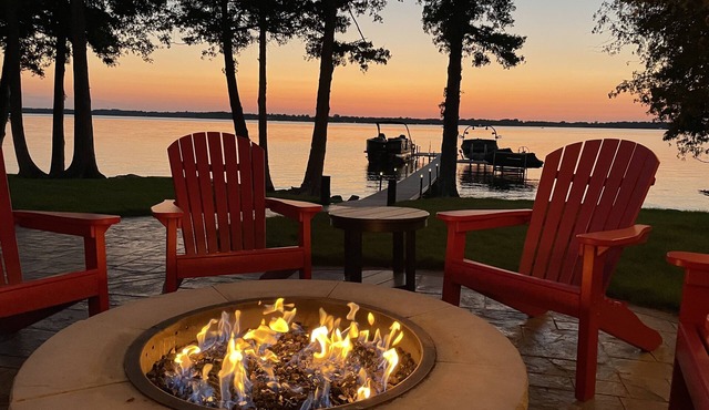 BRAND NEW LISTING! Stunning Elk Lake Get Away