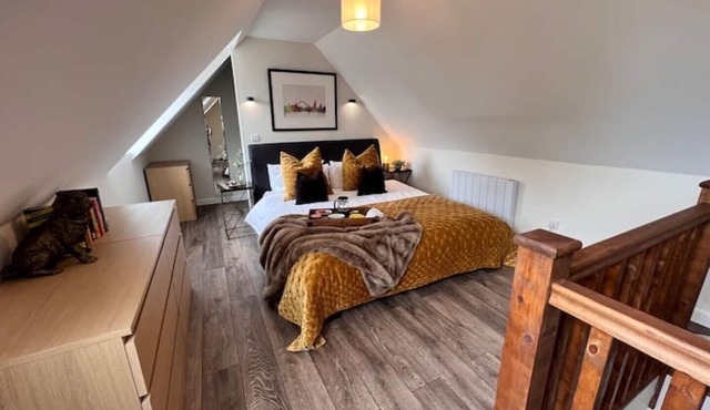 Brand NEW Luxury Countryside Lodge