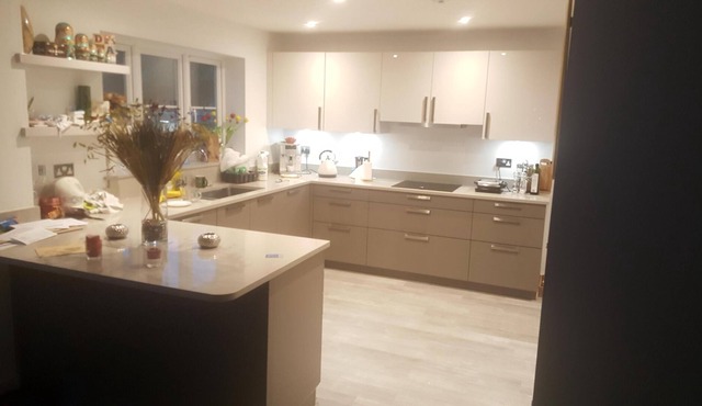 Brand new luxury hous near Heathrow
