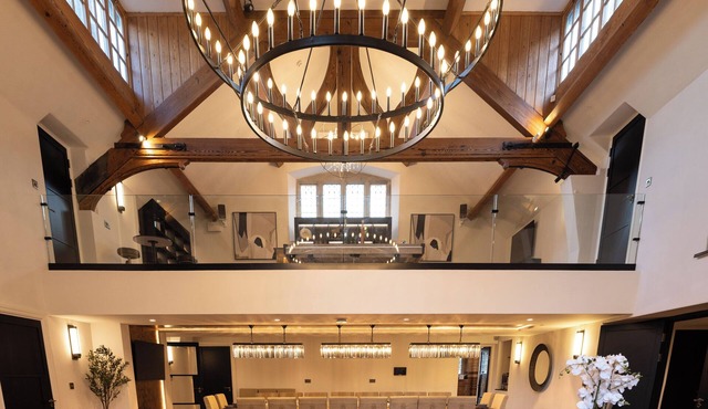 Brand New Lux 6* Hot Tub, Cinema, Casino, Working Bar, Sleeps 24