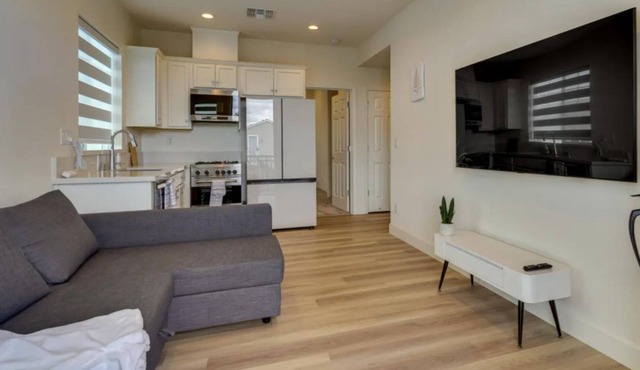 Brand New Luxury 2 Bed 2 bath