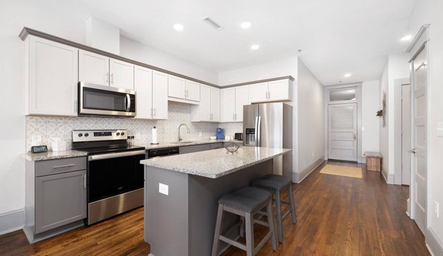 Brand new luxury 2BR loft in downtown Johnson City