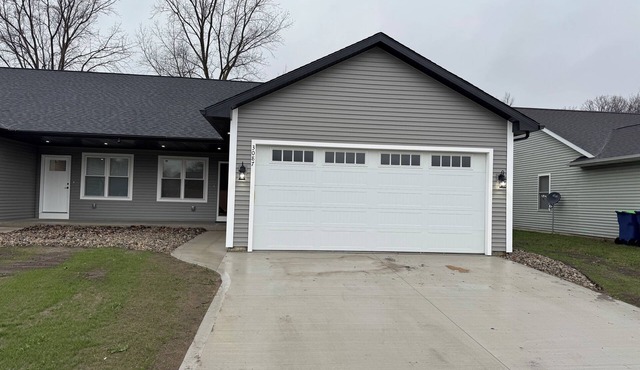 BRAND NEW Luxury 3-bedroom 2 bath apartment in Saginaw, MI