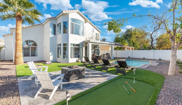 BRAND NEW Luxury 6BR Retreat Heated Pool Mini Putt Sleeps 18