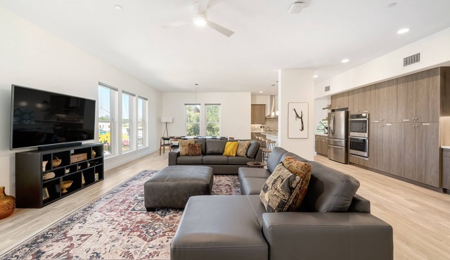 Brand New Luxury Loft- Downtown Atascadero