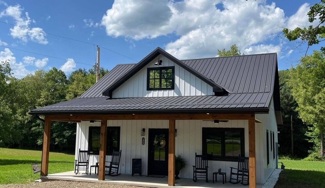 BRAND NEW~Mimi's Country Cabin~