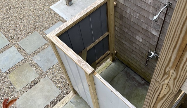 Brand New, Modern and Cozy 1 bedroom, 1 bath cottage! Secluded and convenient.