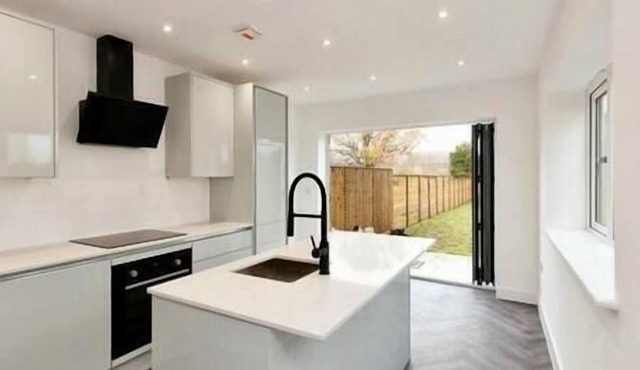 Brand new modern Cheltenham home