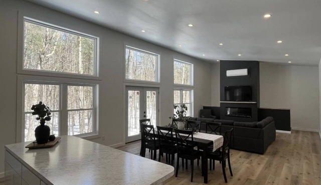 Brand new, modern, cozy house in the woods!