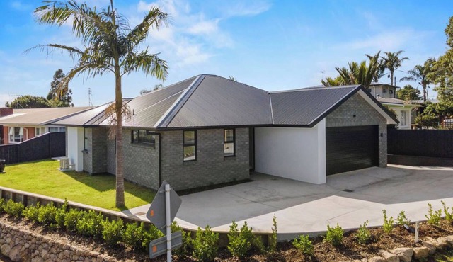 Brand new, modern. Entire home. 3 bedroom 2 bathroom.