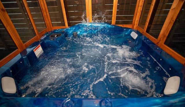 Brand New Modern Pet Friendly Zen Home W/Private Home Theater & Hot Tub! 2 Bedroom Home by RedAwning