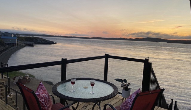 Brand New Oceanfront Sunset Suite in Wilson’s Beach