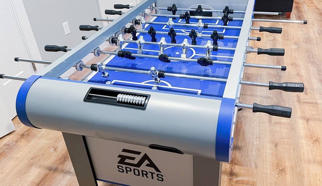 Brand new on Saco River in Buxton