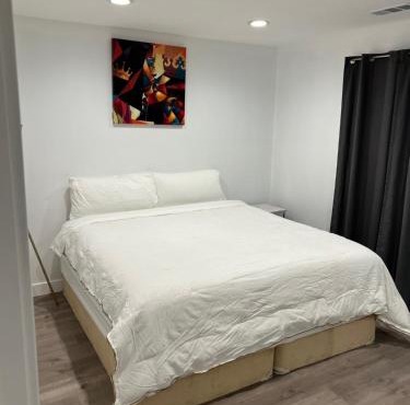 Brand new private one bed one bath home with private parking for 2