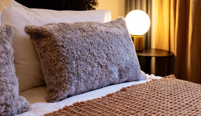 Brand new refurbished cosy apartment in Bath w/parking space! 20' walk to town