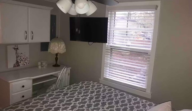 Brand new renovated cottage house 2 bedroom