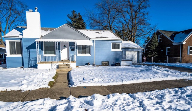 Brand New Renovation - 3BR/1BA in the heart of Metro Detroit