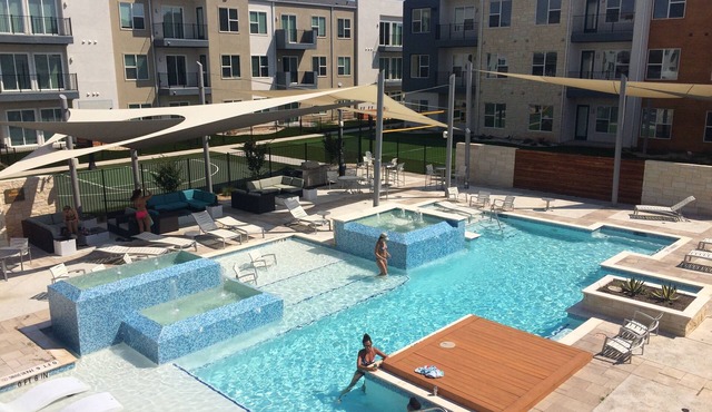 Brand New Residence Close to Baylor and Magnolia Market