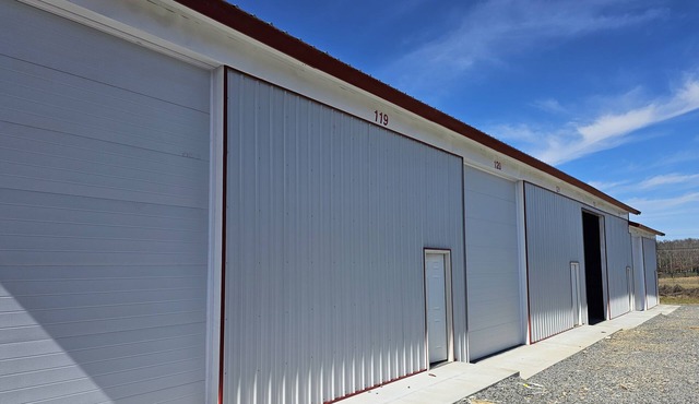 Brand New Shop Space, Man Cave, Storage, Business-the possibilities are endless!