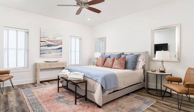 Brand New - Southside Chattanooga Luxury Getaway Views of Lookout Mountain