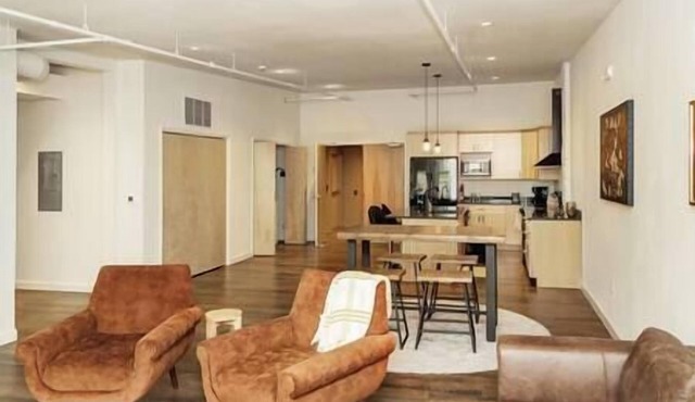 Brand New SPACIOUS 2 BR Downtown Burlington! Unit 302N