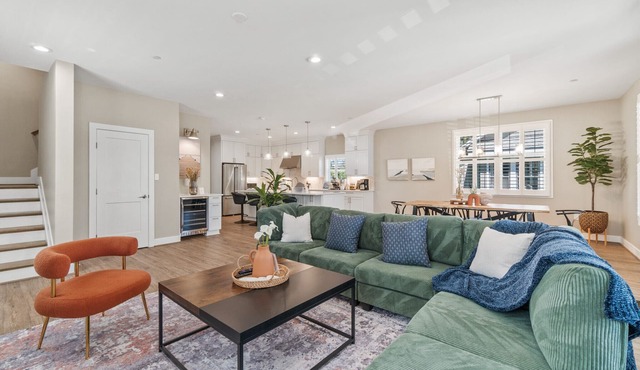 Brand New Spacious Luxury Home