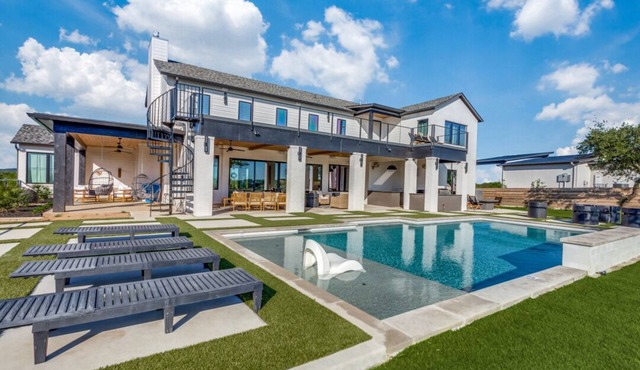 Brand New! Stunning LARGE Lakehouse at Hell's Gate Basin and Possum Kingdom Lake