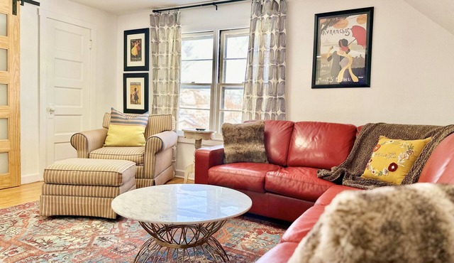 Brand New Stylish Condo near Trails & Downtown