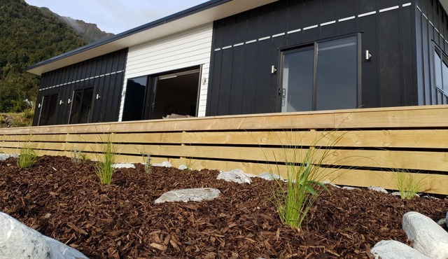 Brand new, three bedroom home - Franz Josef