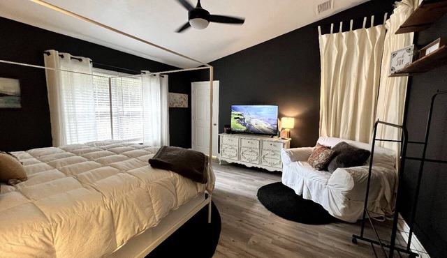 Brand New! The Springs House - 1 Mile to Ginnie!!!