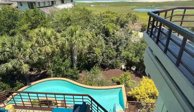 BRAND NEW TO VRBO! Luxury Beach Dunes Retreat with Pool/Spa+ Guest House