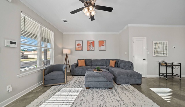 Brand NEW Townhome - Gated, Close 2 DT& Midtown