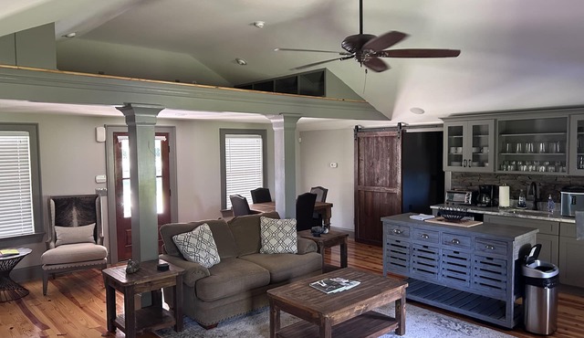 Brand new upscale home conveniently located off 1-20 and 520