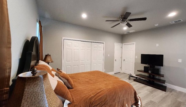 Brand new w/gorgeous hill views- Ready to relax