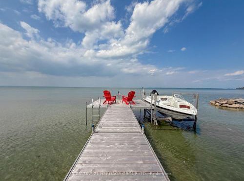 Brand New Waterfront Cottage