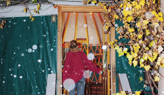 Brand New Yurts in the wilds of MT-Stay @ GNP like no other! 7mi. from W Glacier