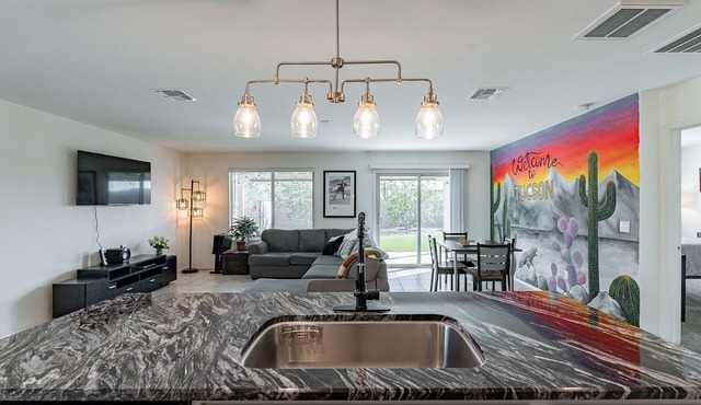 ✨ BRAND SPANKIN' NEW Modern Desert Home✨